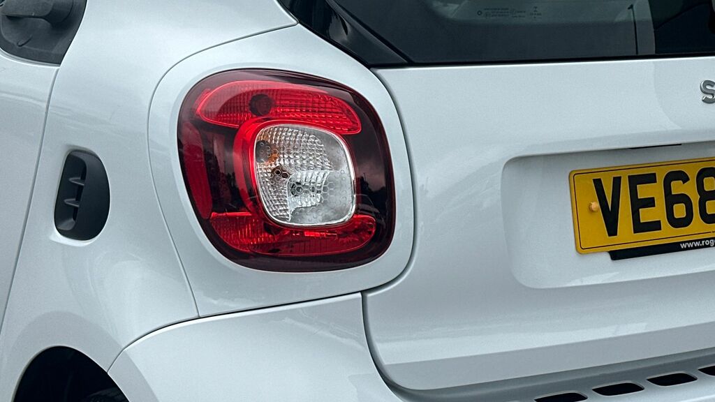 Smart Fortwo Coupe 0.9L Urbanshadow Black #18