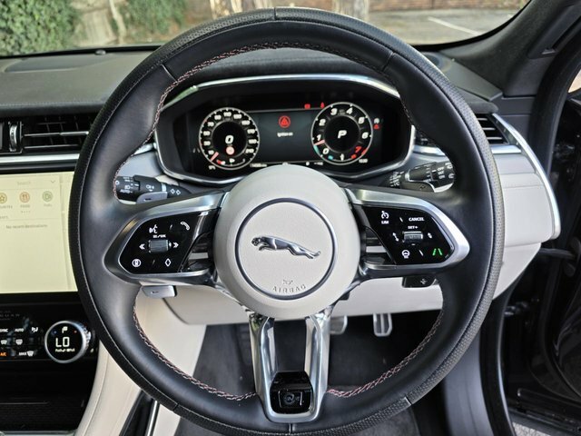 Jaguar F-Pace 5.0 P575 V8 Svr 575 Edition Suv Quicksh Black #6