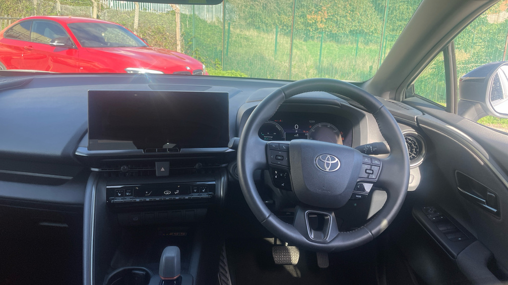 Toyota C-Hr 1.8 Vvt-h Design Cvt Euro White #6
