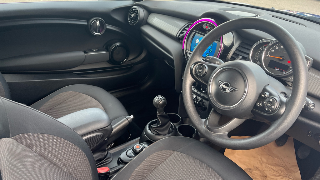 Mini Hatch 1.5 Cooper Classic Euro 6 Blue #5