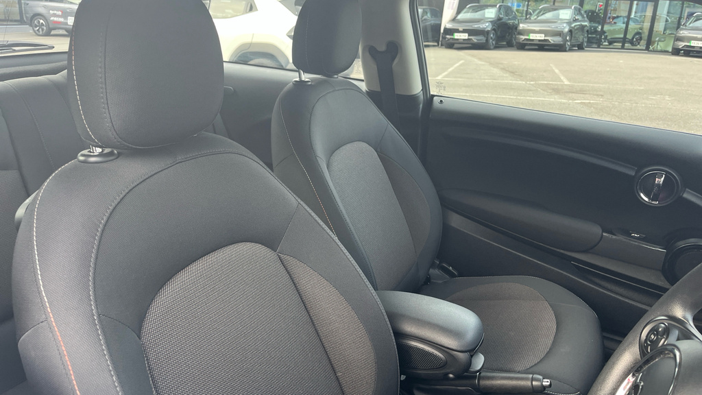 Mini Hatch 1.5 Cooper Classic Euro 6 Blue #6