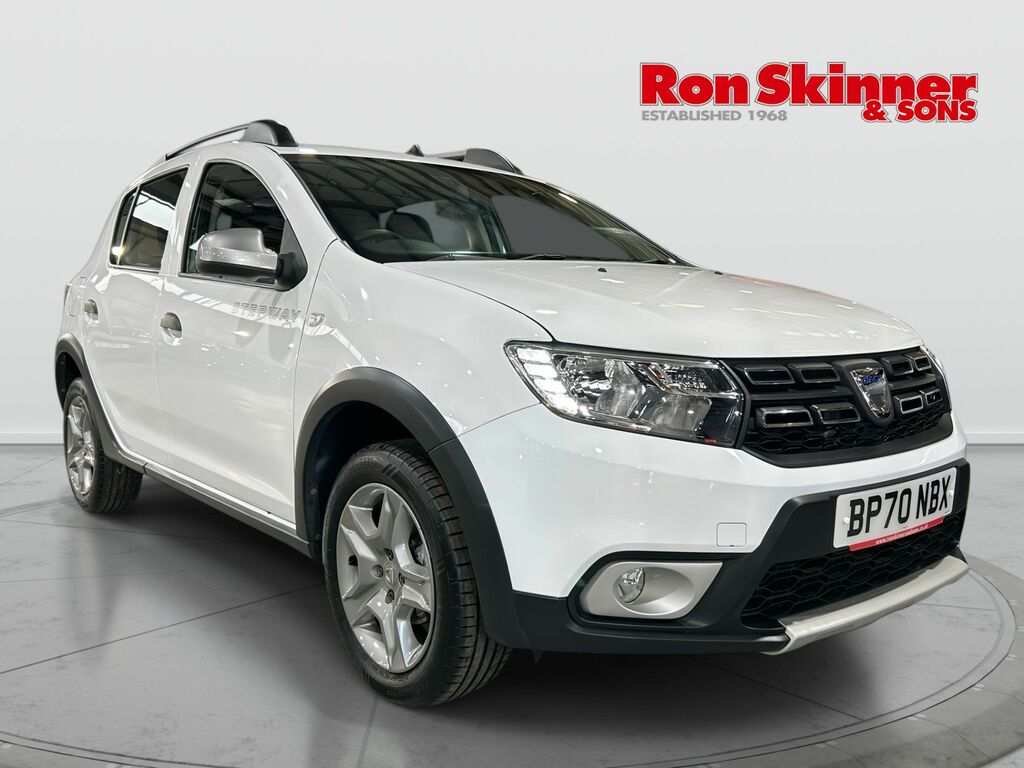 Dacia Sandero Stepway 0.9 Tce Essential Hatchback Euro White