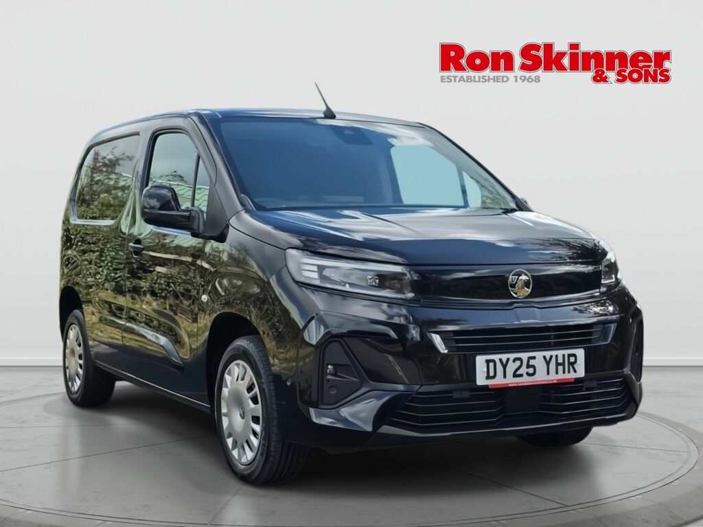 Vauxhall Combo 1.5 Turbo D 2300 Pro Panel Van Swb Black