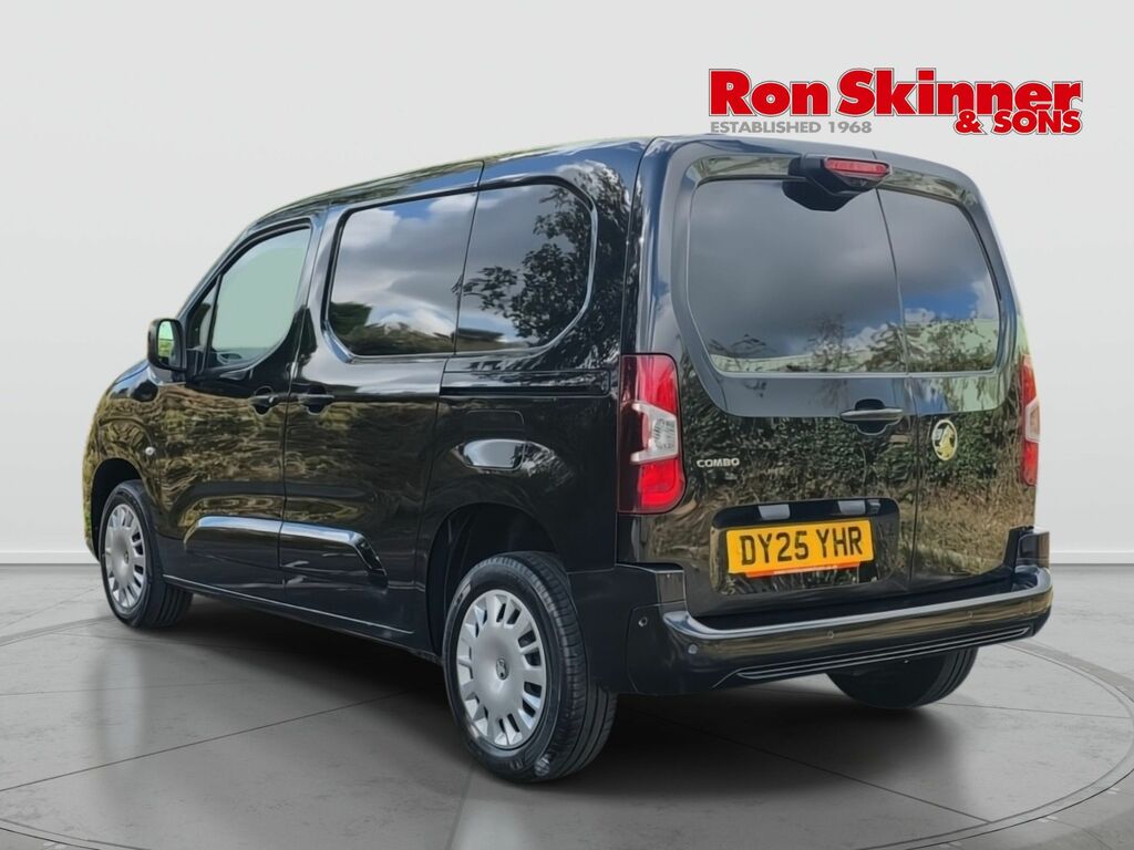 Vauxhall Combo 1.5 Turbo D 2300 Pro Panel Van Swb DY25YHR Black #3