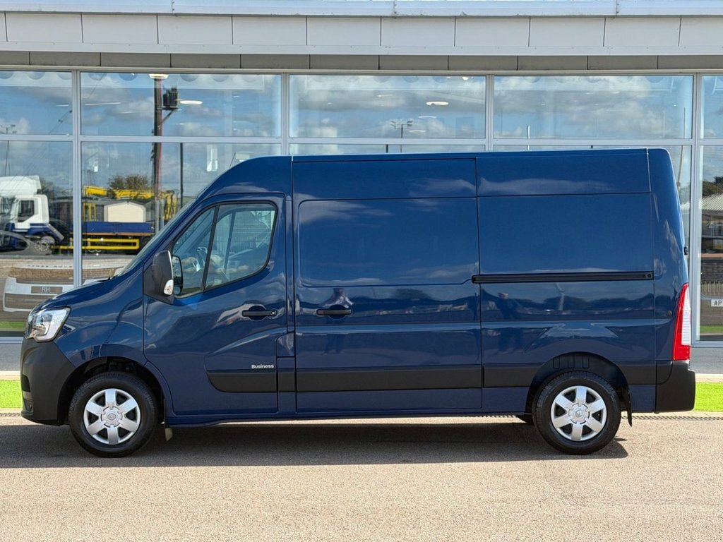 Renault Master 2.3L Business Blue #6