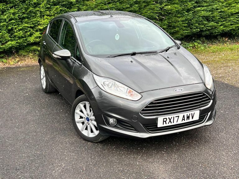 Ford Fiesta 1.25 82 Zetec 2017 Red #10