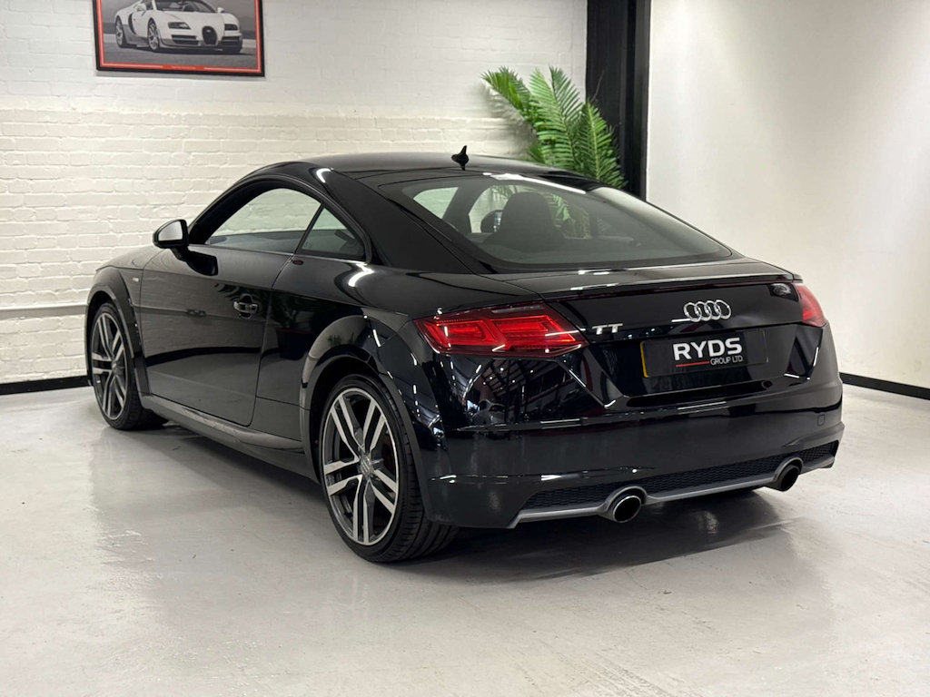 Audi TT Coupe Black #6