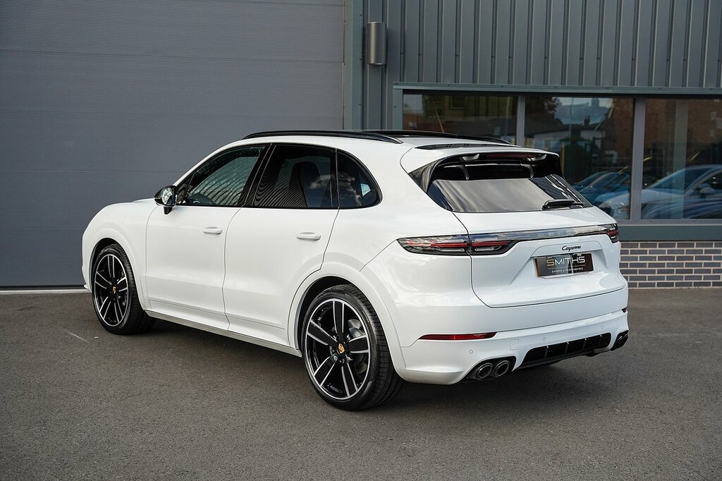 Porsche Cayenne T V6 Platinum Edition White #4