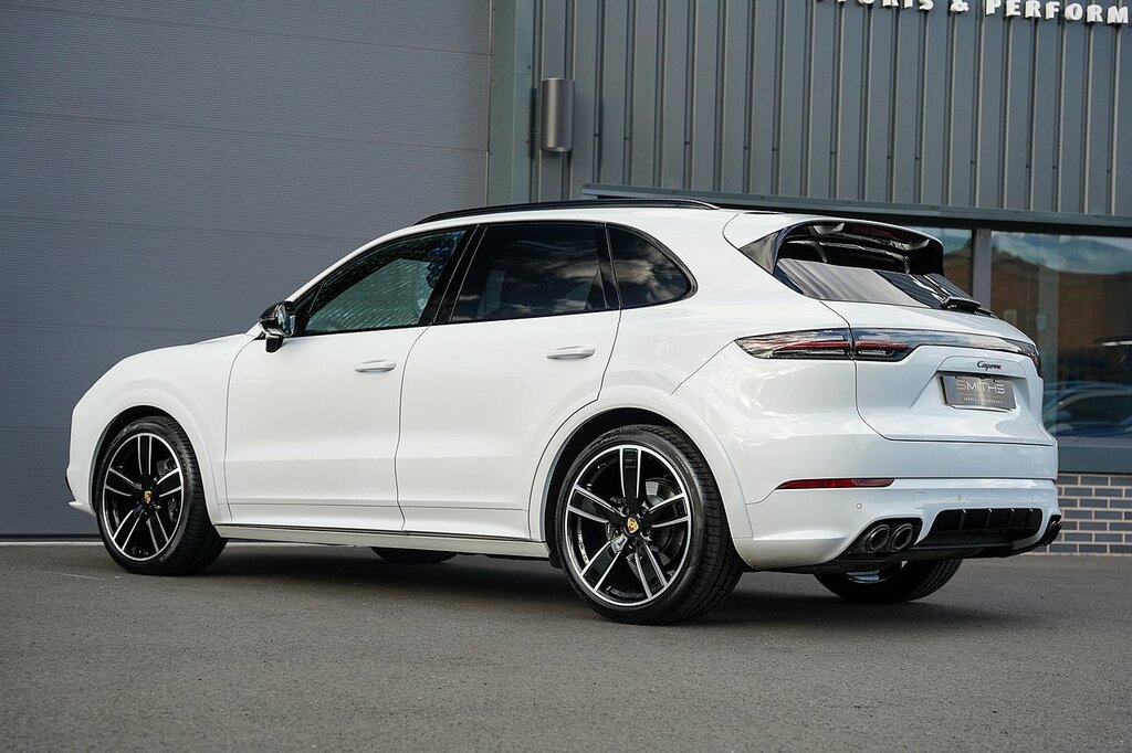 Porsche Cayenne T V6 Platinum Edition White #2