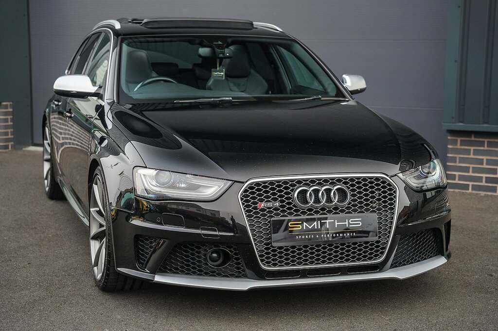 Audi RS4 Avant Fsi V8 Black #5