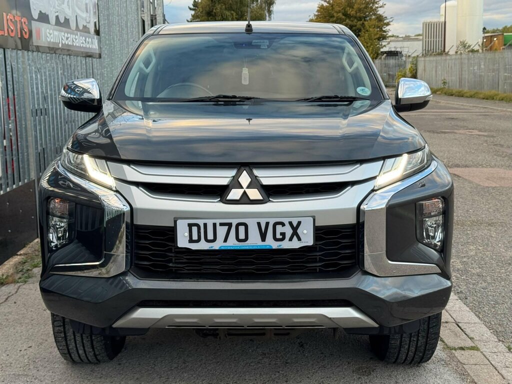 Mitsubishi L200 2.2 Di-d Dc Warrior 4Wd Euro 6 Ss Grey #4