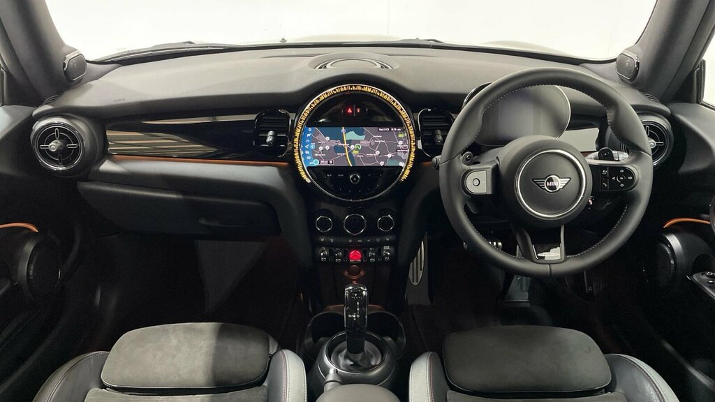 Mini Hatch 3-Door Hatch Cooper S Sport Black #4