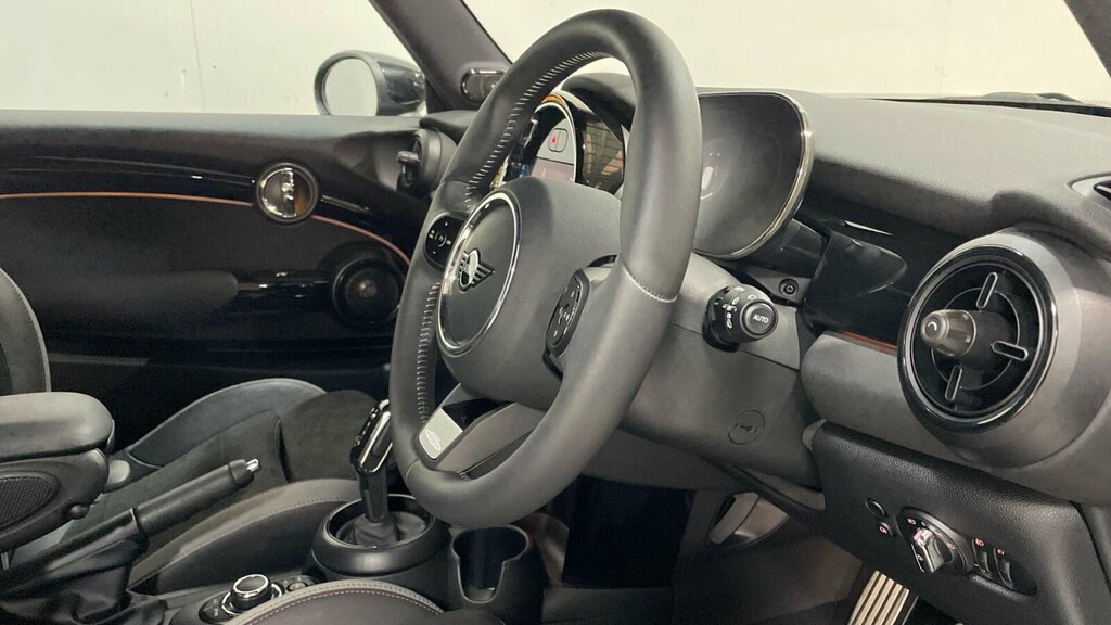 Mini Hatch 3-Door Hatch Cooper S Sport Black #6