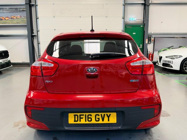 Kia RIO 1.4 Crdi Ecodynamics 4 Euro 6 S S Red #4