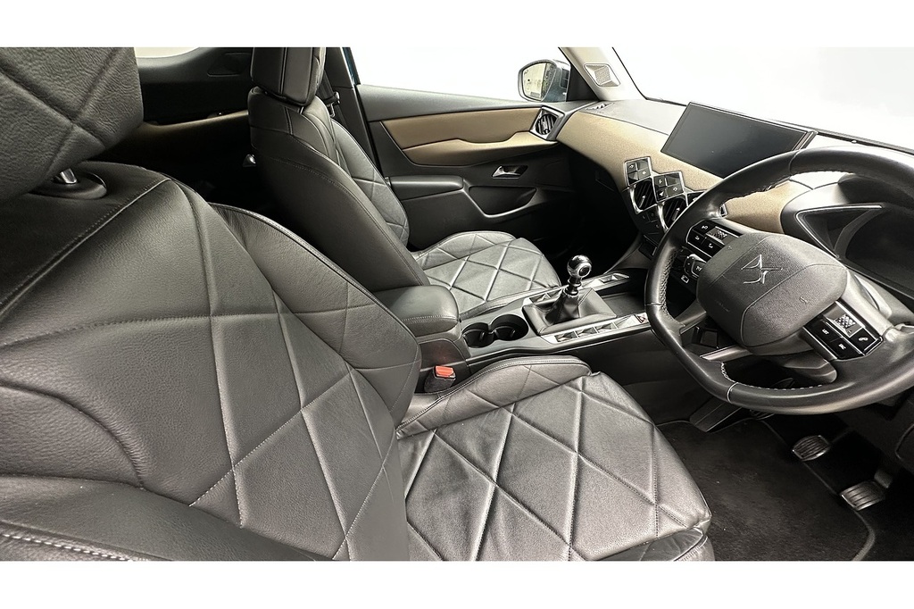 DS DS 3 Crossback 1.2 Puretech 130 Ultra Prestige Eat8 Black #24