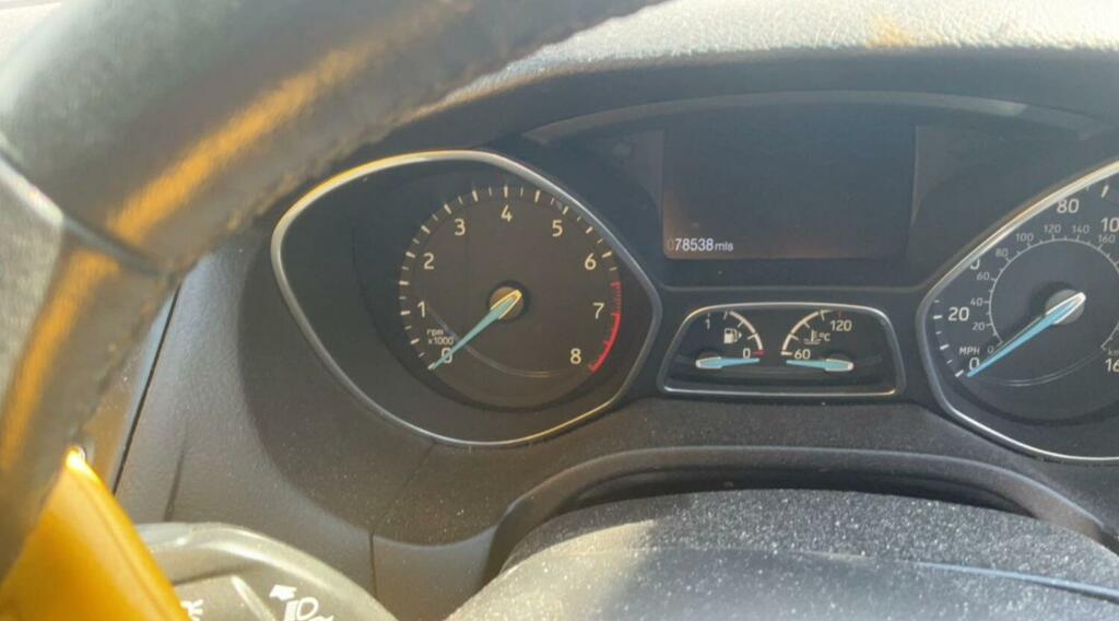 Ford Focus Hatchback Silver #7