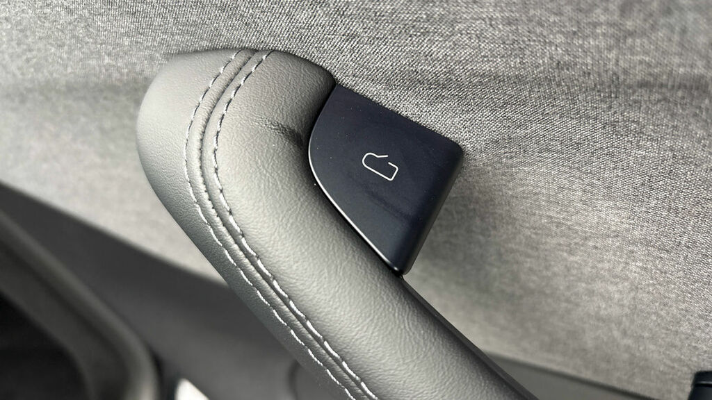 Tesla Model Y Long Range Grey #26
