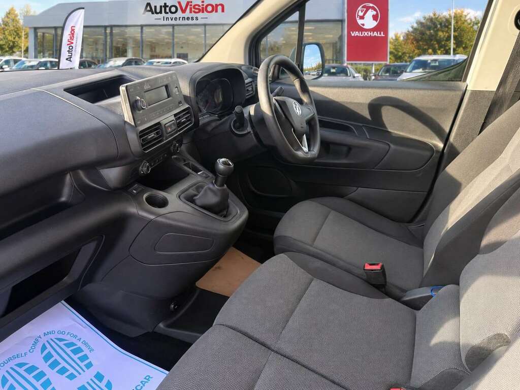 Vauxhall Combo 2000 1.5 Turbo D 130Ps H1 Sportive Van Black #9