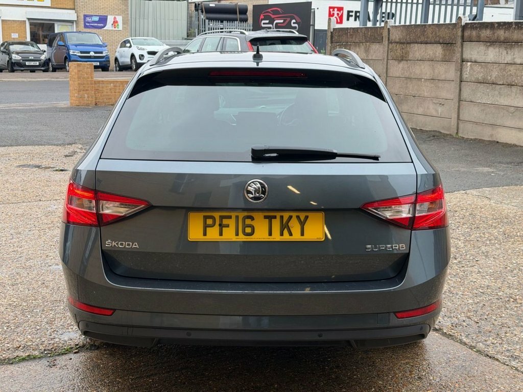 Skoda Superb 2.0 Tdi Se L Executive Grey #7