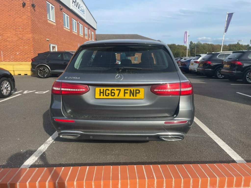 Mercedes-Benz E Class 2L Se Grey #2