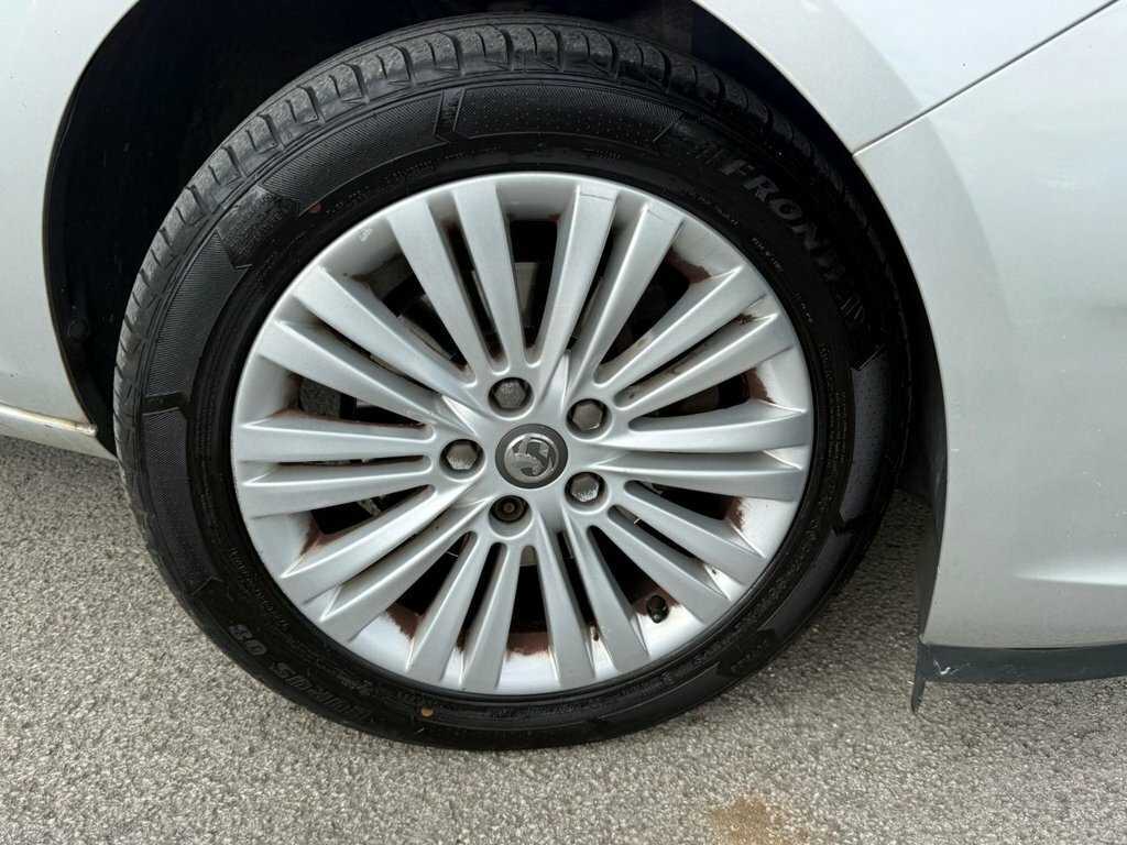 Vauxhall Astra 1.7L Energy Silver #2