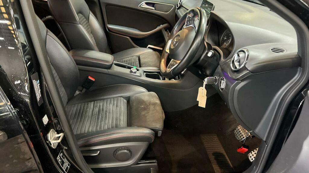 Mercedes-Benz B Class B250e Art Premium Blue #7