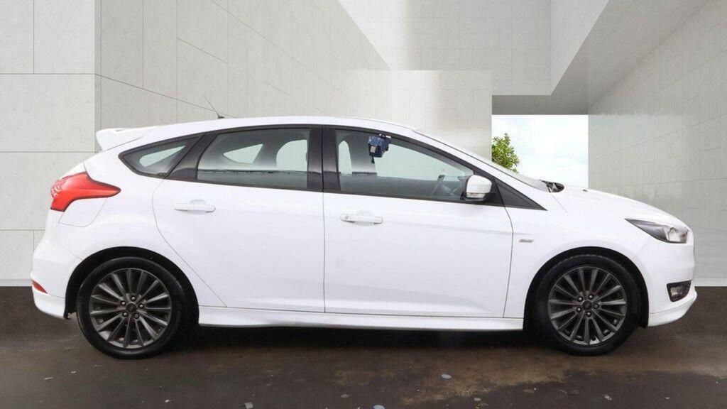 Ford Focus 1.0T Ecoboost St-line Euro 6 Ss White #5