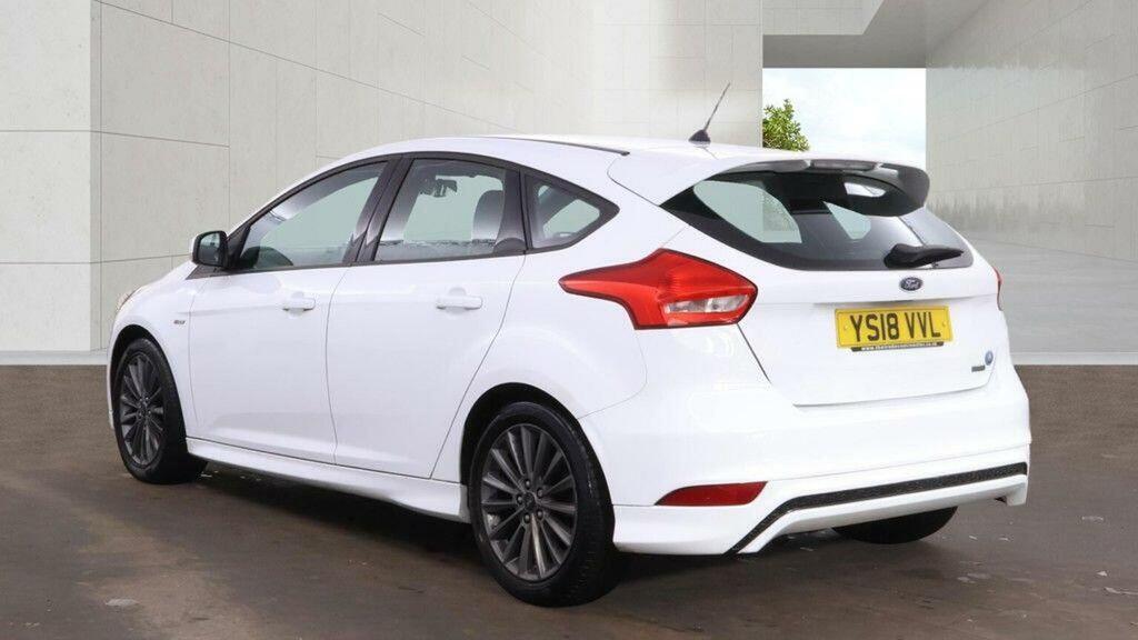 Ford Focus 1.0T Ecoboost St-line Euro 6 Ss White #3