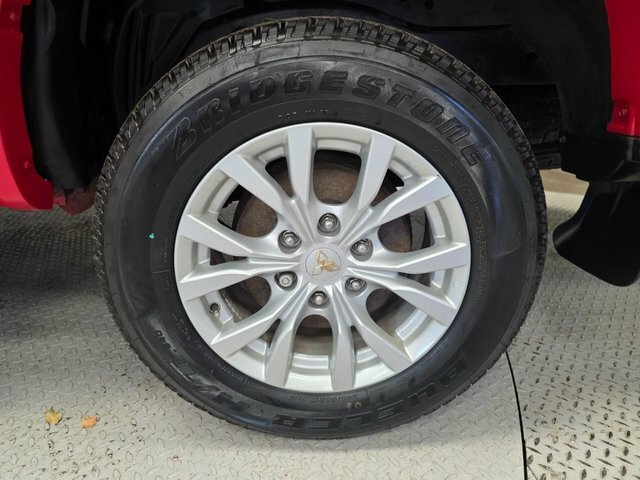 Mitsubishi L200 2.4L Dc 4Life White #15