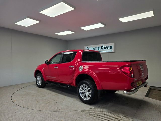 Mitsubishi L200 2.5 Di-d Barbarian Pickup Double Cab Au Red #2