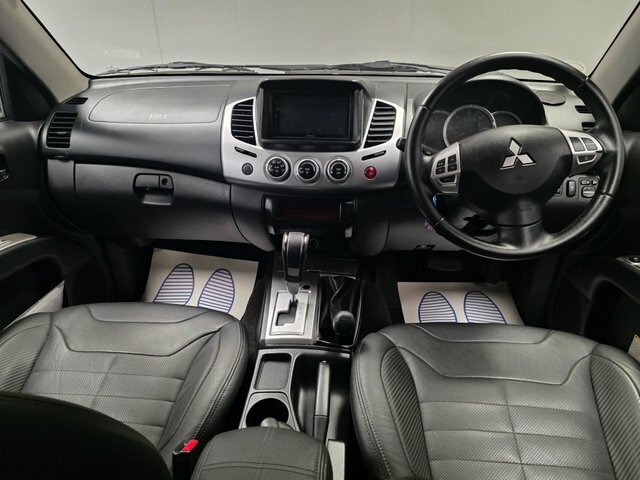 Mitsubishi L200 2.4L Dc 4Life White #24