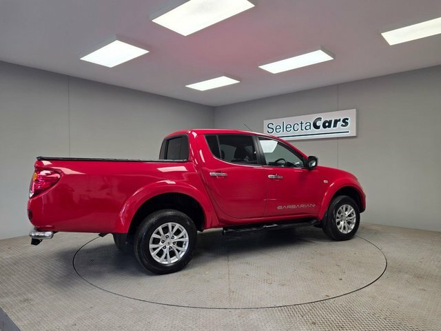 Mitsubishi L200 2.5 Di-d Barbarian Pickup Double Cab Au Red #6