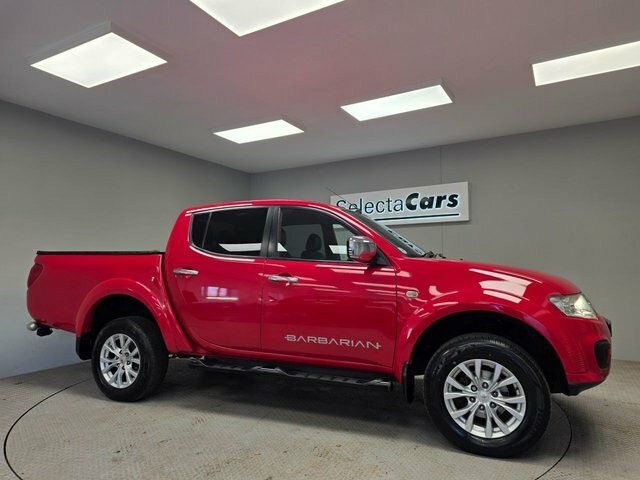 Mitsubishi L200 2.5 Di-d Barbarian Pickup Double Cab Au Red #4