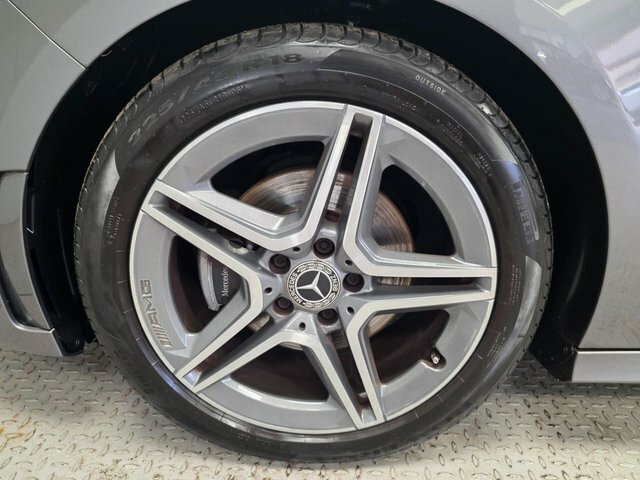Mercedes-Benz B Class B180 Amg Line Premium White #15