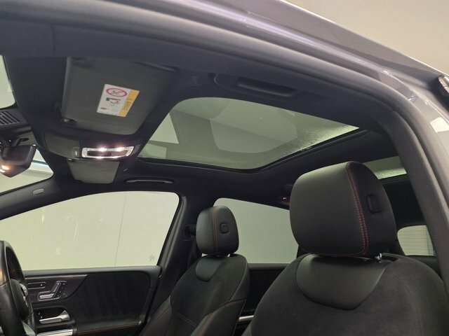 Mercedes-Benz B Class B180 Amg Line Premium White #36
