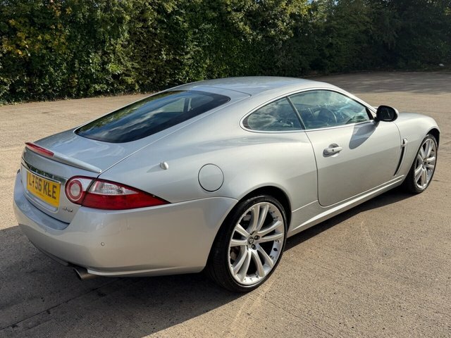 Jaguar XK V8 Coupe Silver #3