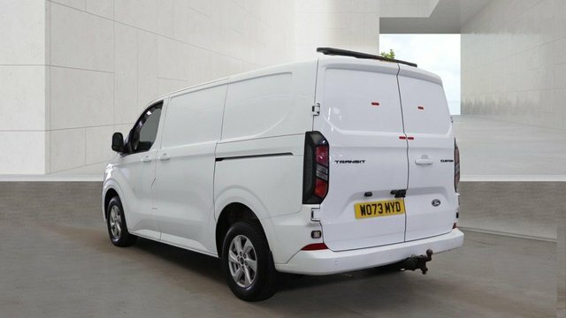 Ford Transit Custom 2.0 300 Ecoblue Limited Panel Van Manua White #3