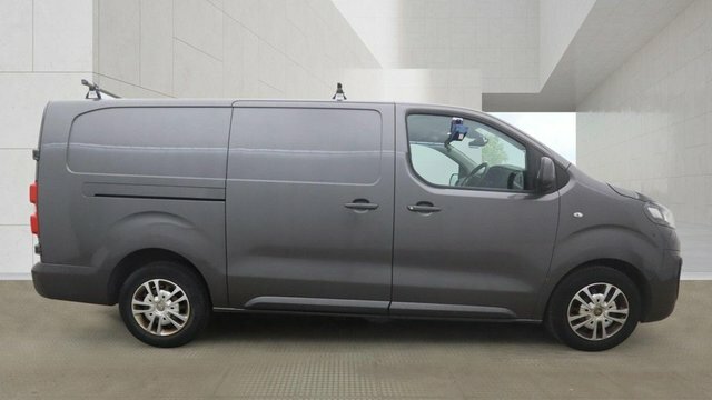 Vauxhall Vivaro 2.0 Turbo D 3100 Sportive Panel Van Man Grey #5