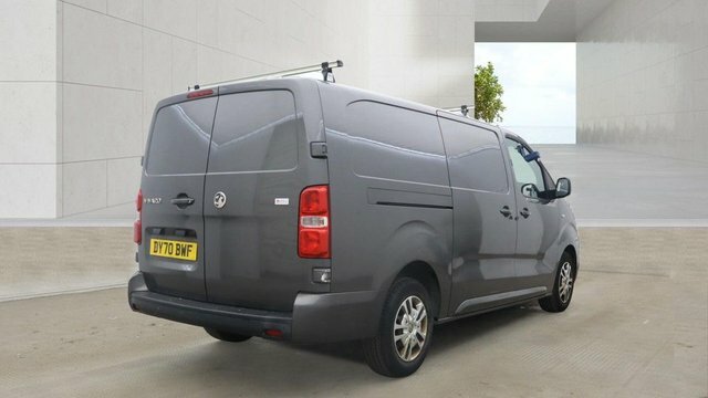Vauxhall Vivaro 2.0 Turbo D 3100 Sportive Panel Van Man Grey #4