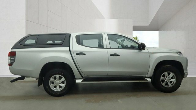 Mitsubishi L200 2.2 Di-d Dc 4Life Pickup Double Cab Man Silver #4