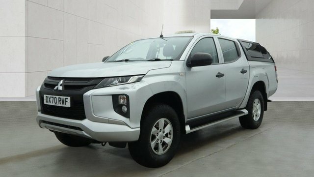 Mitsubishi L200 2.2 Di-d Dc 4Life Pickup Double Cab Man Silver #2