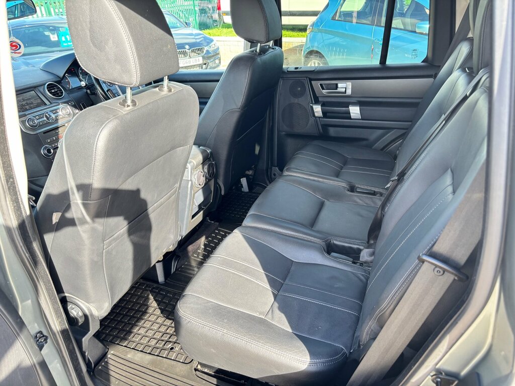 Land Rover Discovery 4 Sdv6 Hse White #25