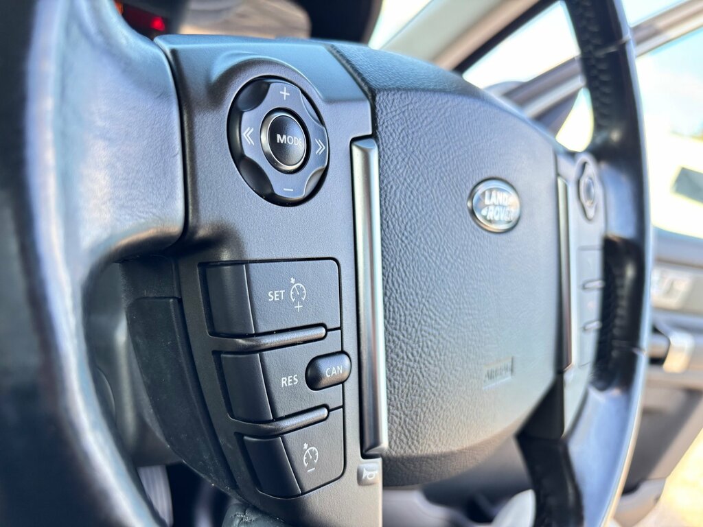 Land Rover Discovery 4 Sdv6 Hse White #31