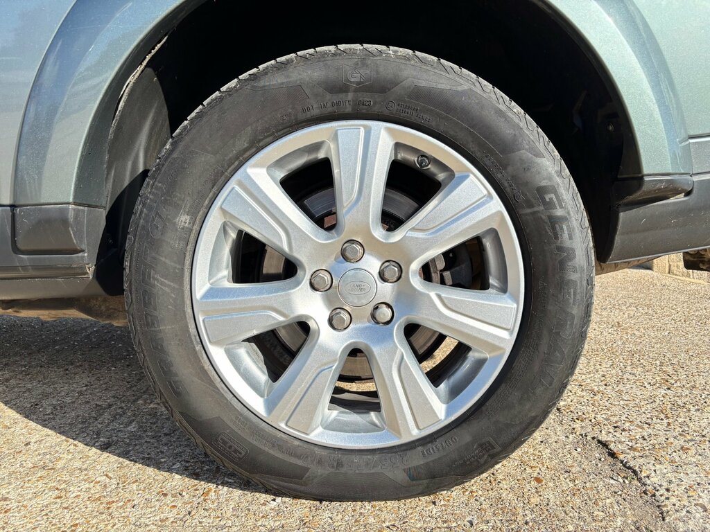 Land Rover Discovery 4 Sdv6 Hse White #35