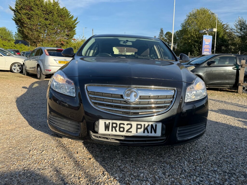 Vauxhall Insignia 2.0 Cdti Ecoflex Exclusiv Hatchback Man Black #4