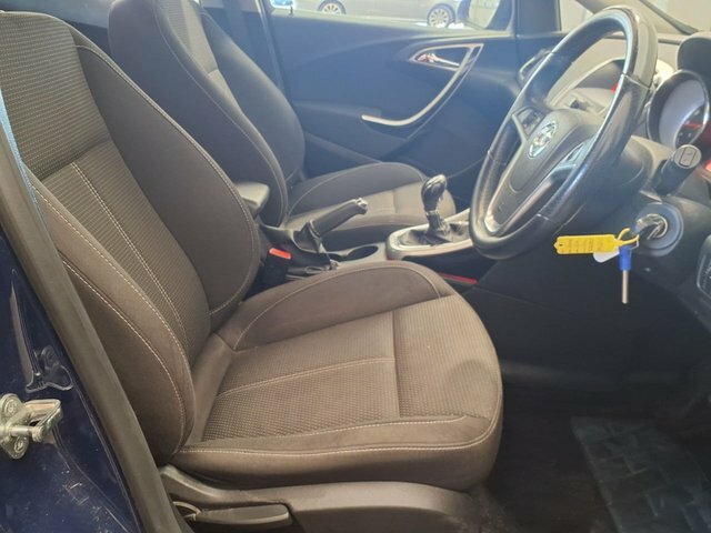 Vauxhall Astra 1.6 16V Elite Euro 5 Silver #4