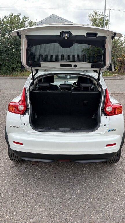 Nissan Juke Juke Hatchback Black #12