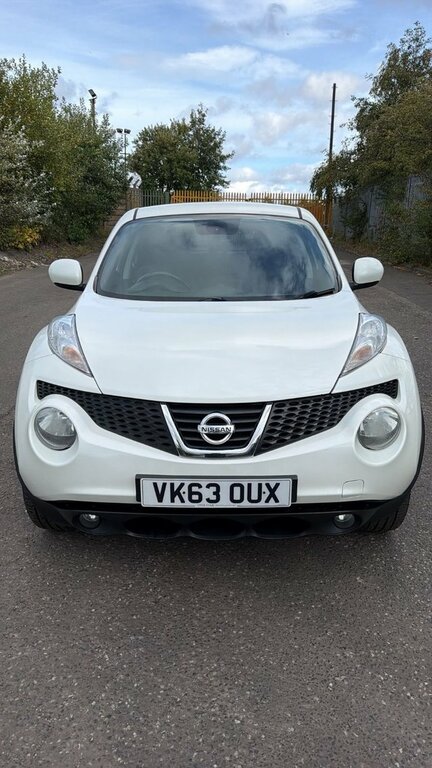 Nissan Juke Juke Hatchback Black #2