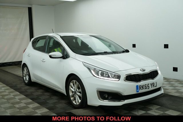 Kia Ceed 2015 1.6L 133 Bhp White