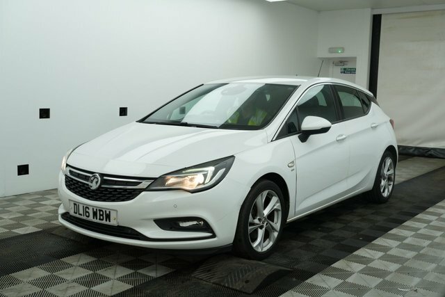 Vauxhall Astra 2016 1.6 Cdti Ecotec Blueinjection Sri Hatchback 5 White #5